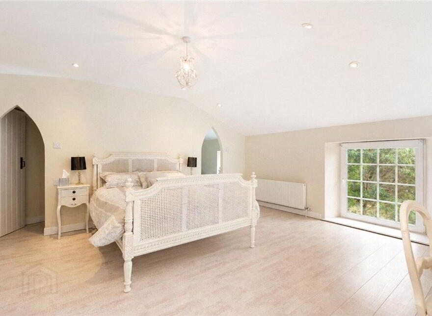 Avondale, Seafield Road, Killiney, A96K236