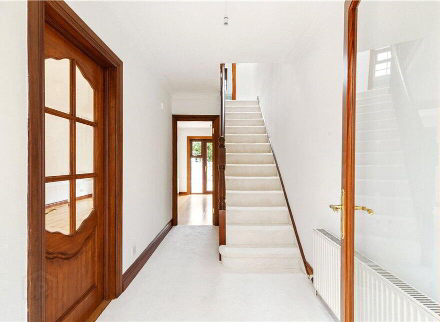 8 Bayview Glen, Killiney, A96A403