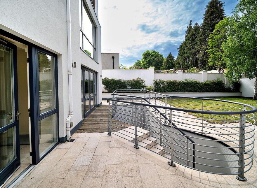 1 Longwood, Wynnsward Park, Clonskeagh, Clonskeagh, D14V9H3