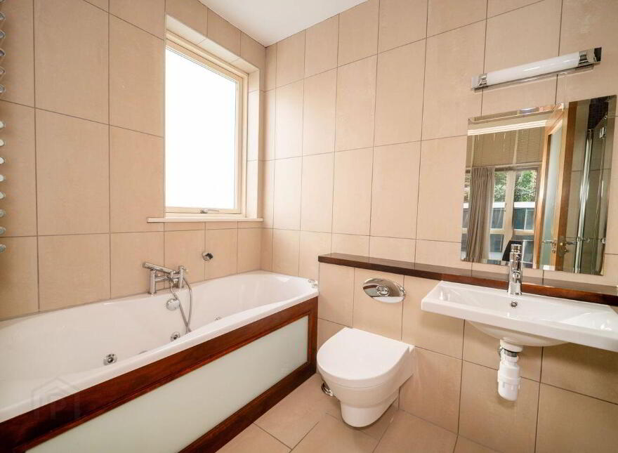 1 Longwood, Wynnsward Park, Clonskeagh, Clonskeagh, D14V9H3