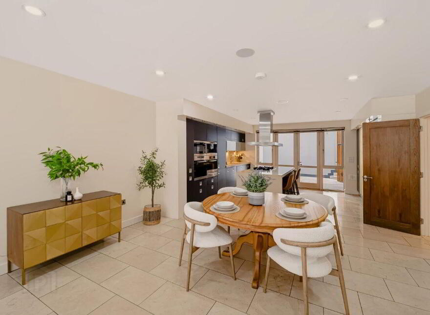 1 Longwood, Wynnsward Park, Clonskeagh, Clonskeagh, D14V9H3