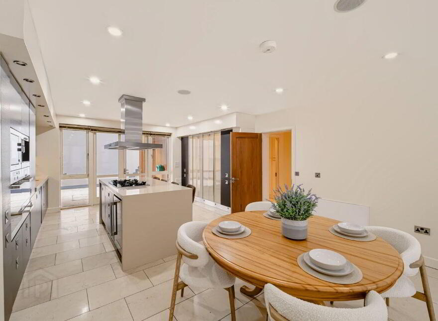 1 Longwood, Wynnsward Park, Clonskeagh, Clonskeagh, D14V9H3