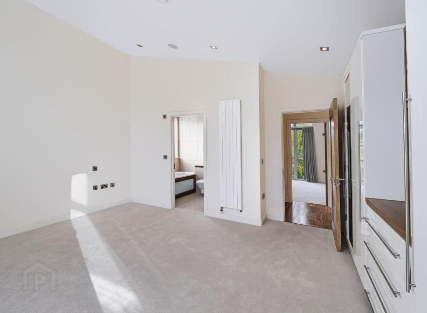 1 Longwood, Wynnsward Park, Clonskeagh, Clonskeagh, D14V9H3