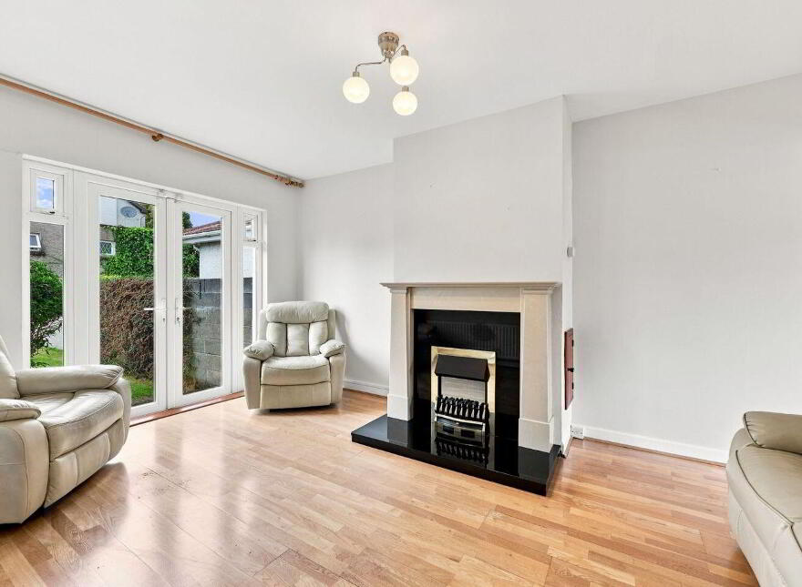 4 Albert College Park, Glasnevin, Glasnevin, D09N236