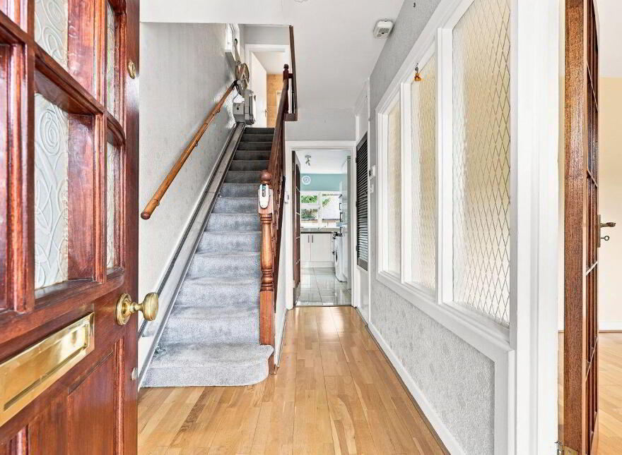 4 Albert College Park, Glasnevin, Glasnevin, D09N236