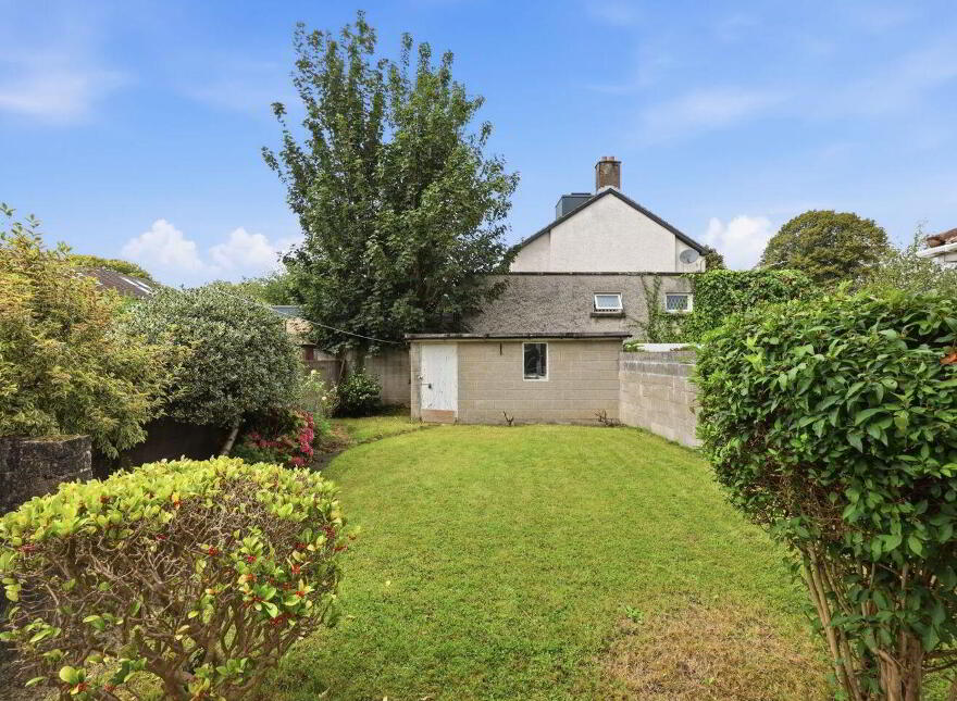 4 Albert College Park, Glasnevin, Glasnevin, D09N236
