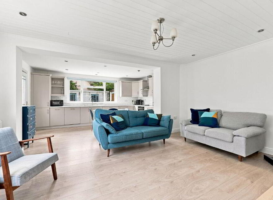 21 Faussagh Avenue, Cabra, D07V8N9