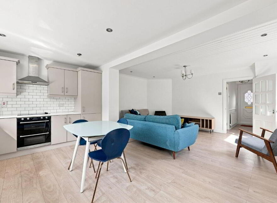 21 Faussagh Avenue, Cabra, D07V8N9