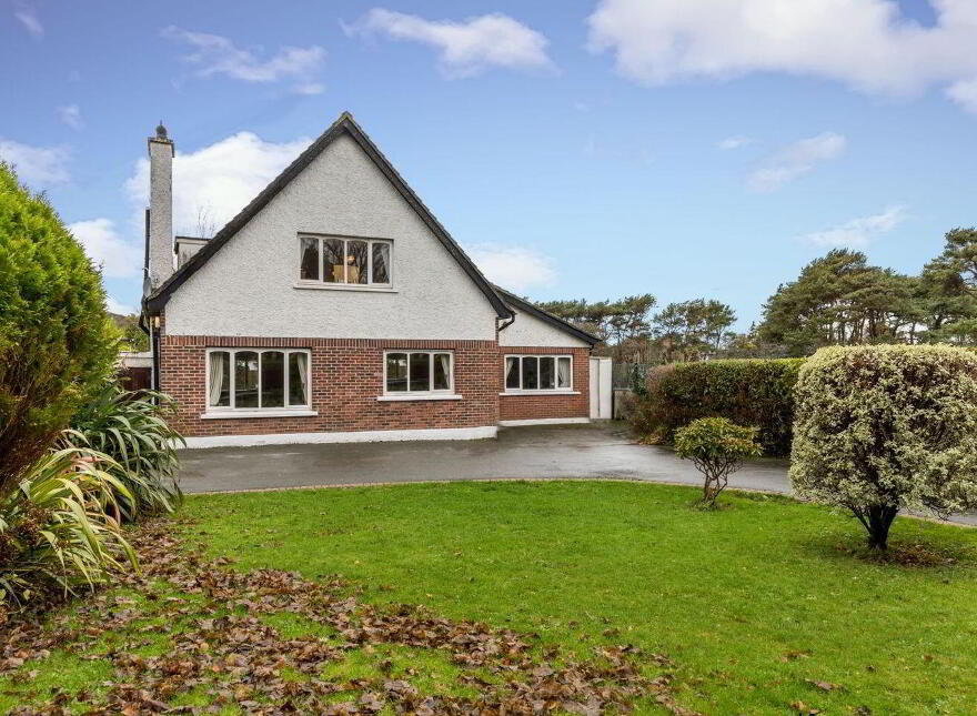 Roker, Thormanby Road, Howth, Howth, D13H795 photo