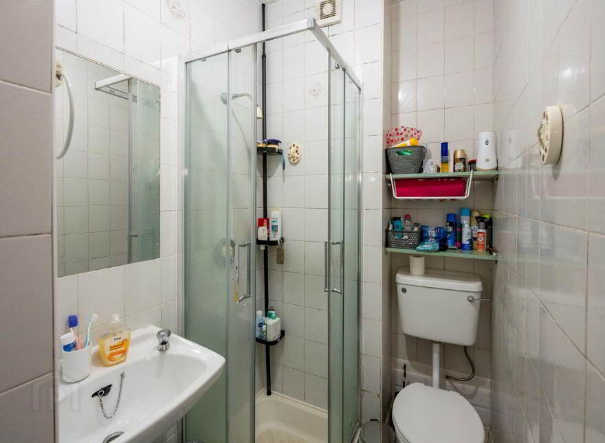 27 Cabra Park, Phibsborough, Phibsborough, D07NW01