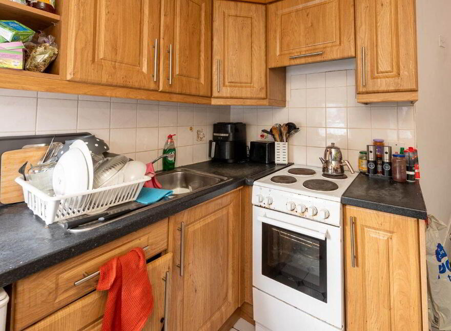 27 Cabra Park, Phibsborough, Phibsborough, D07NW01