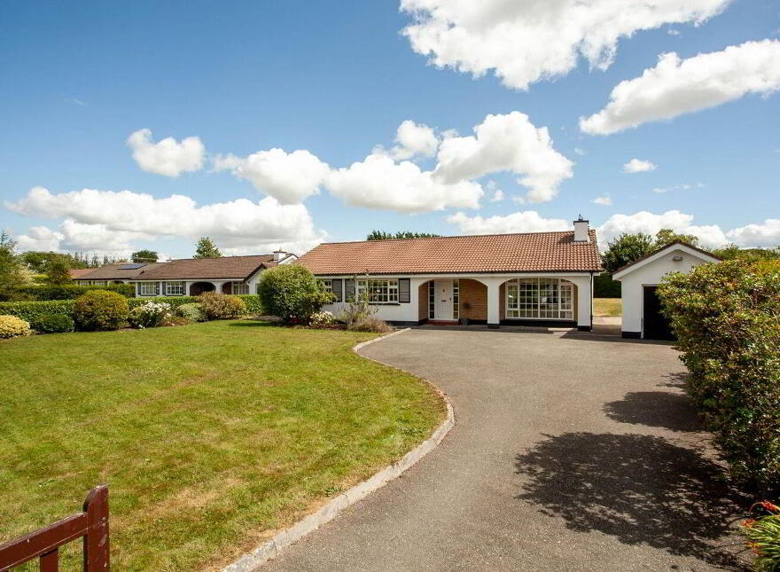 9 Brownstown, Kilcloon, Kilcloon, A85FT53 photo