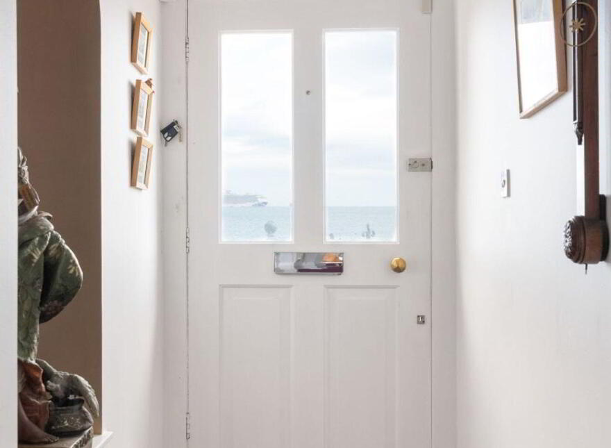 Windward, Sandycove Point, Sandycove, A96YD90
