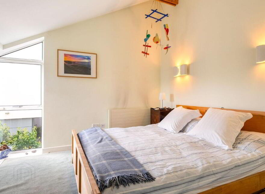 Windward, Sandycove Point, Sandycove, A96YD90
