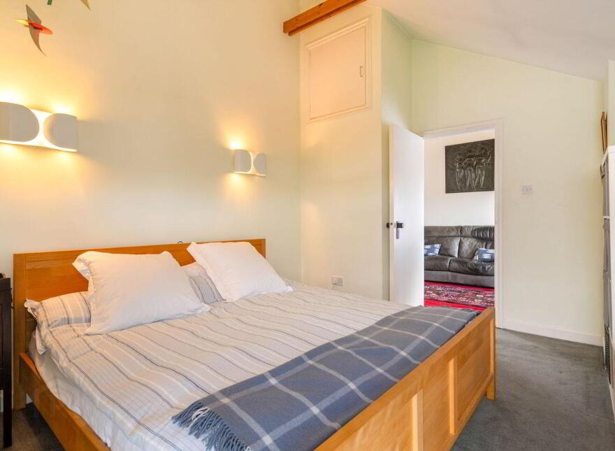 Windward, Sandycove Point, Sandycove, A96YD90