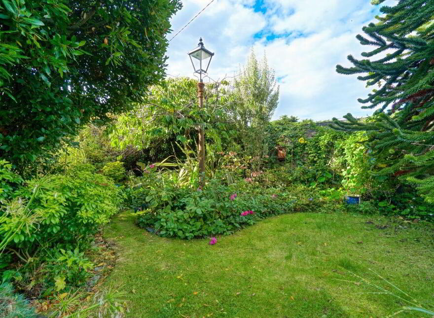 Windward, Sandycove Point, Sandycove, A96YD90
