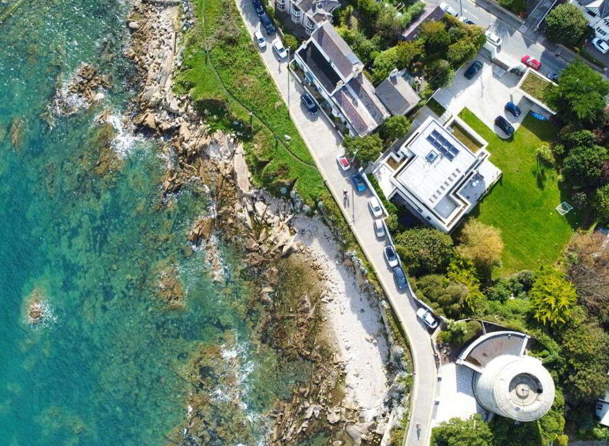 Windward, Sandycove Point, Sandycove, A96YD90