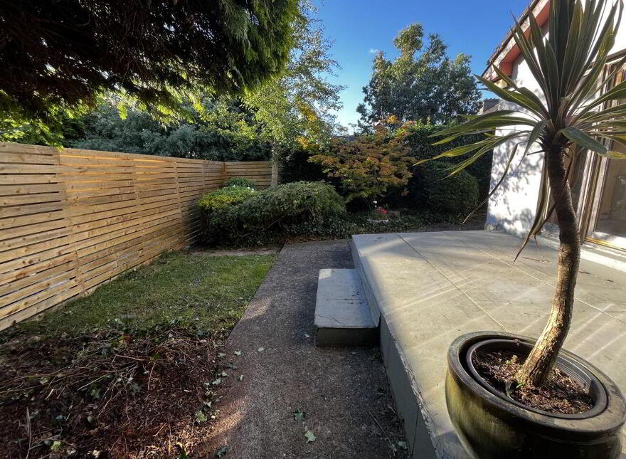 24 Abbey Road, Monkstown, Blackrock, Blackrock, A94C927