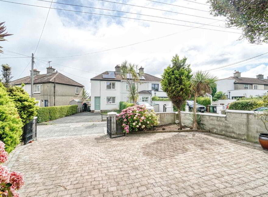 71 Eden Villas, Glasthule, A96TX34