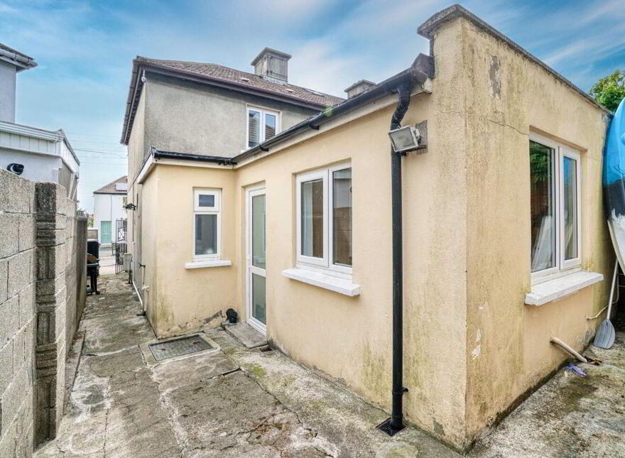 71 Eden Villas, Glasthule, A96TX34