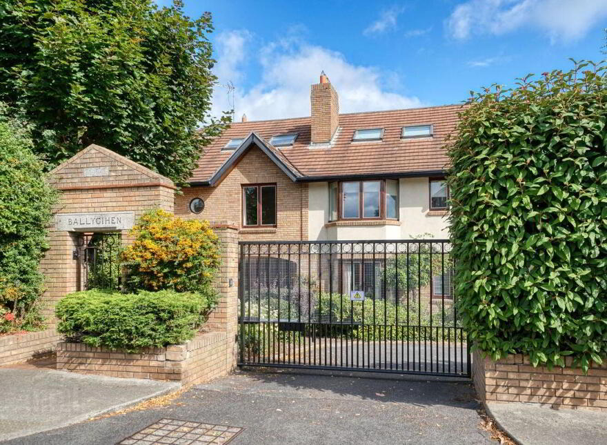 2 Ballygihen, Sandycove Road, Sandycove, A96WR82