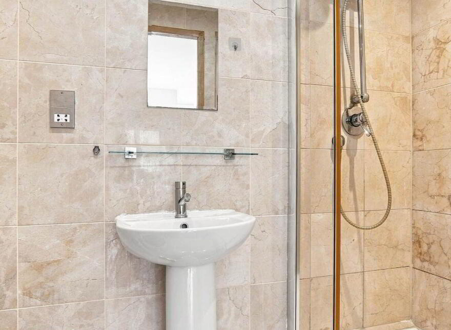 Apt 6, Block A1 Louisa Park, Station Road, Leixlip, W23PP8H