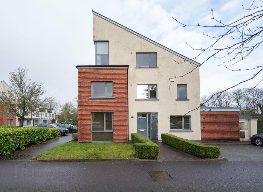 No 20 Bridgefield Grove, Curraheen Road, Bishopstown, Cork, T12XEC4