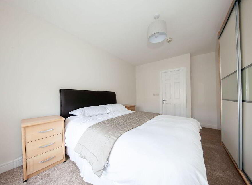 25 Talavera House, Myrtle Square, The Coast, Dublin 13, D13P237