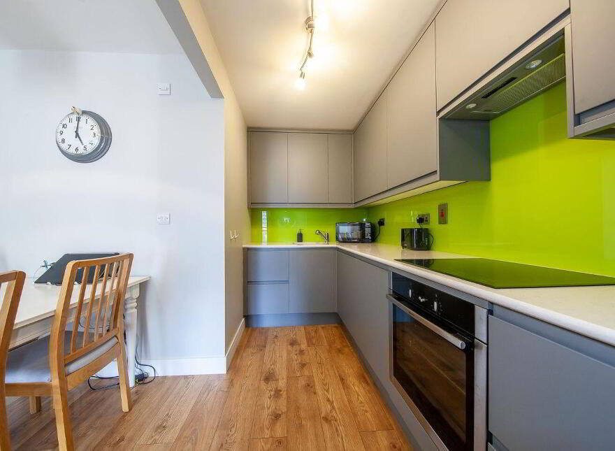 Apt 273, Block E, Castleforbes Square, IFSC, Ifsc, D01CC43