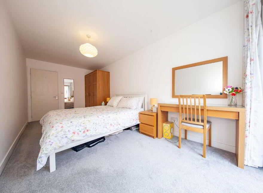 Apt 273, Block E, Castleforbes Square, IFSC, Ifsc, D01CC43
