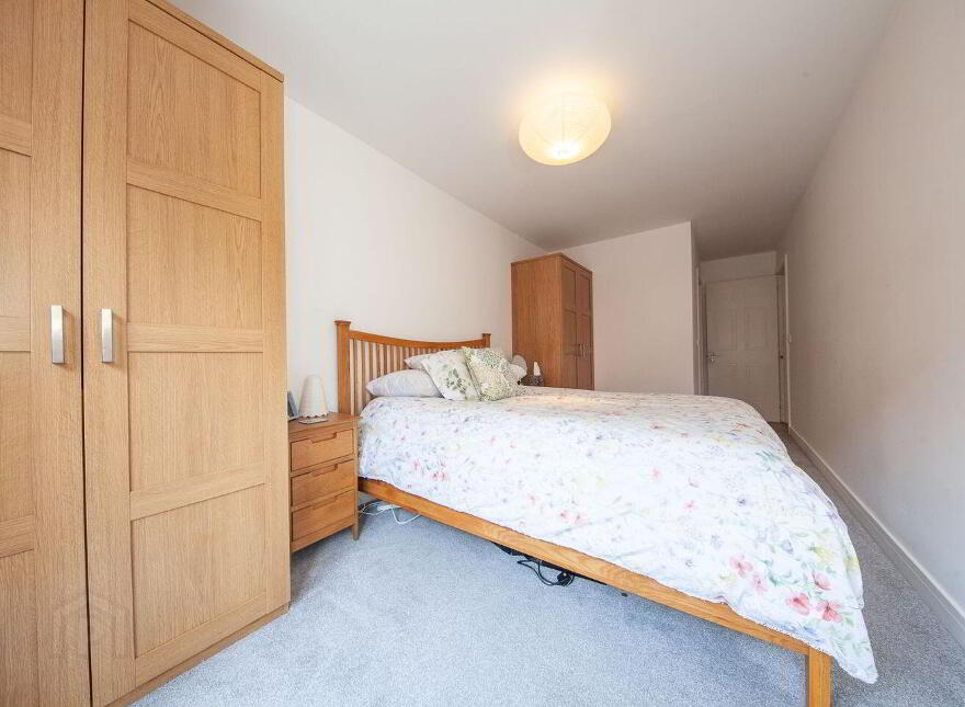 Apt 273, Block E, Castleforbes Square, IFSC, Ifsc, D01CC43