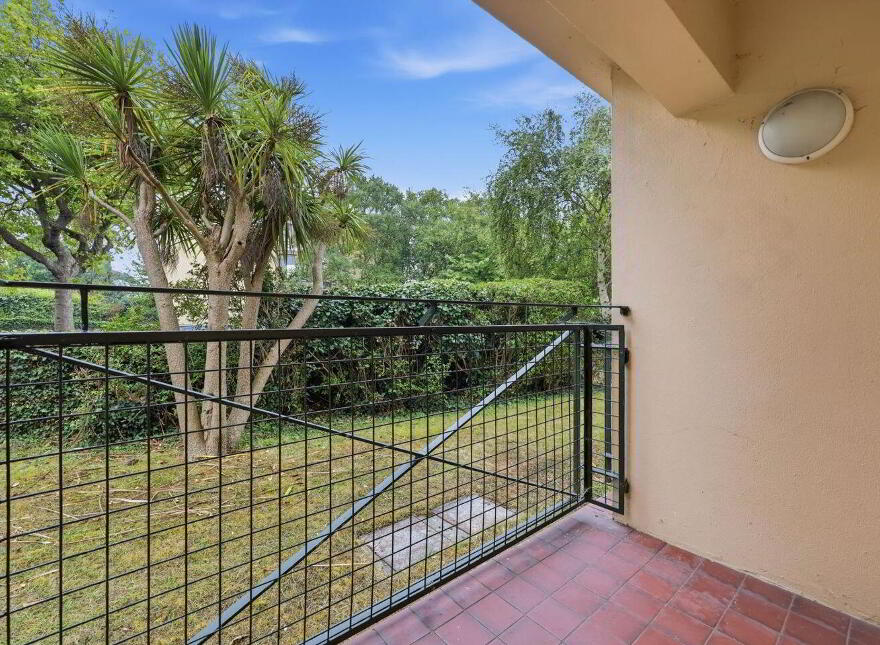 Apartment 2 Seamount House Sandymount, Sandymount, D04FC90