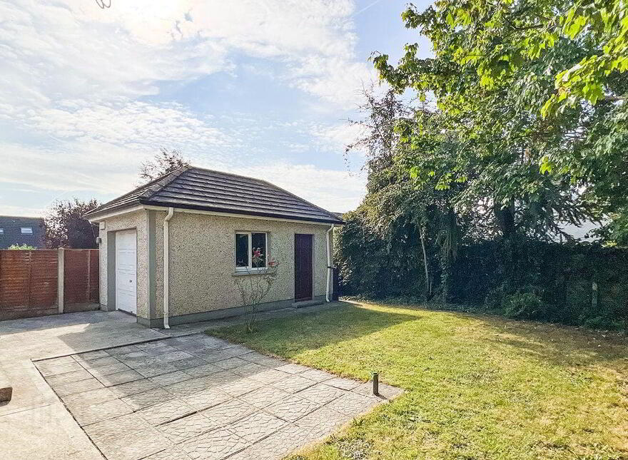 'Post Knott', No. 4 Oaklawns, Paulstown, R95E628