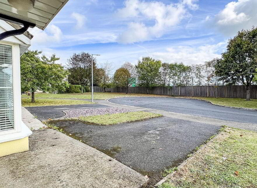 129 Ashfield East, Golf Links Road, Kilkenny, R95R1X3