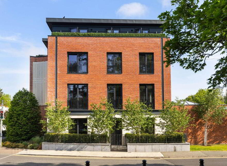 1 The Terrace, Westminster Road, Foxrock, Foxrock, D18V10E