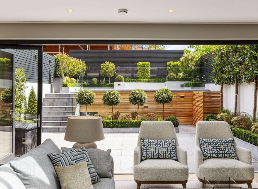 1 The Terrace, Westminster Road, Foxrock, Foxrock, D18V10E