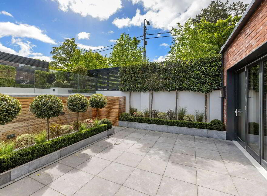 1 The Terrace, Westminster Road, Foxrock, Foxrock, D18V10E