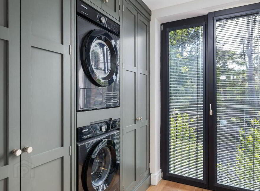 1 The Terrace, Westminster Road, Foxrock, Foxrock, D18V10E