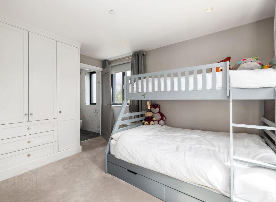 1 The Terrace, Westminster Road, Foxrock, Foxrock, D18V10E