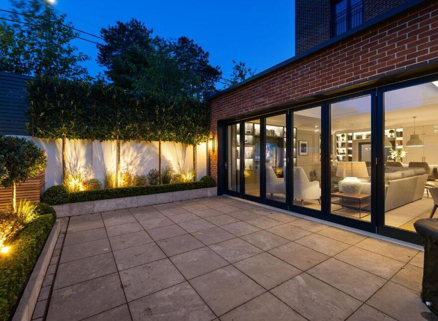 1 The Terrace, Westminster Road, Foxrock, Foxrock, D18V10E