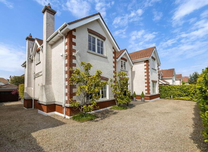 3 Cairnbrook, Carrickmines, D18YV02