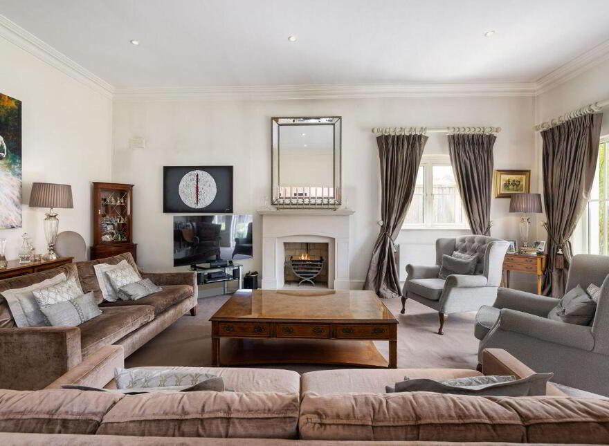 3 Cairnbrook, Carrickmines, D18YV02