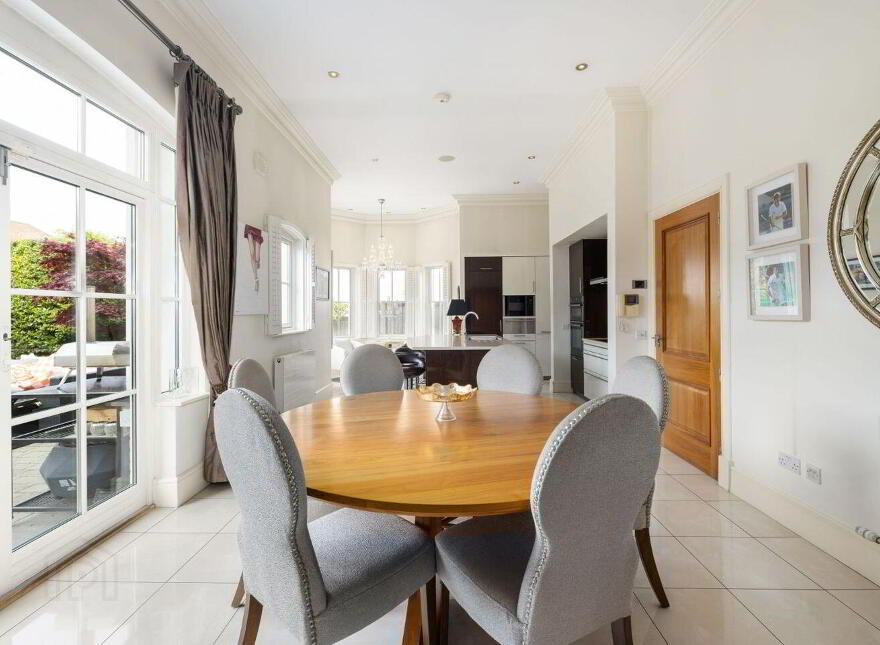 3 Cairnbrook, Carrickmines, D18YV02