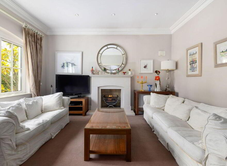 3 Cairnbrook, Carrickmines, D18YV02