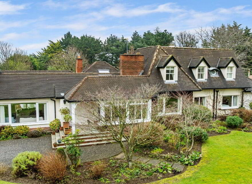 Moorea, Kerrymount Avenue, Foxrock, Foxrock, D18Y1X9