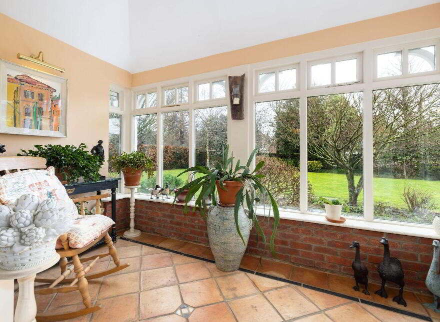 Moorea, Kerrymount Avenue, Foxrock, Foxrock, D18Y1X9