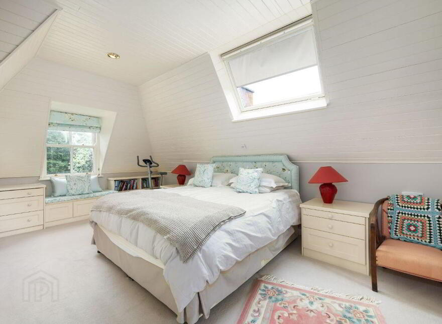 Moorea, Kerrymount Avenue, Foxrock, Foxrock, D18Y1X9