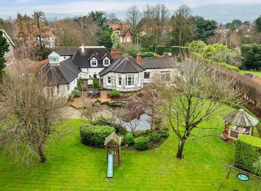 Moorea, Kerrymount Avenue, Foxrock, Foxrock, D18Y1X9