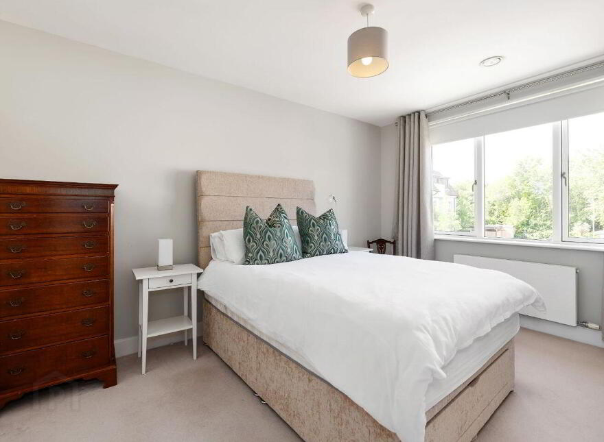 71 Brighton Wood, Foxrock, D18F64V