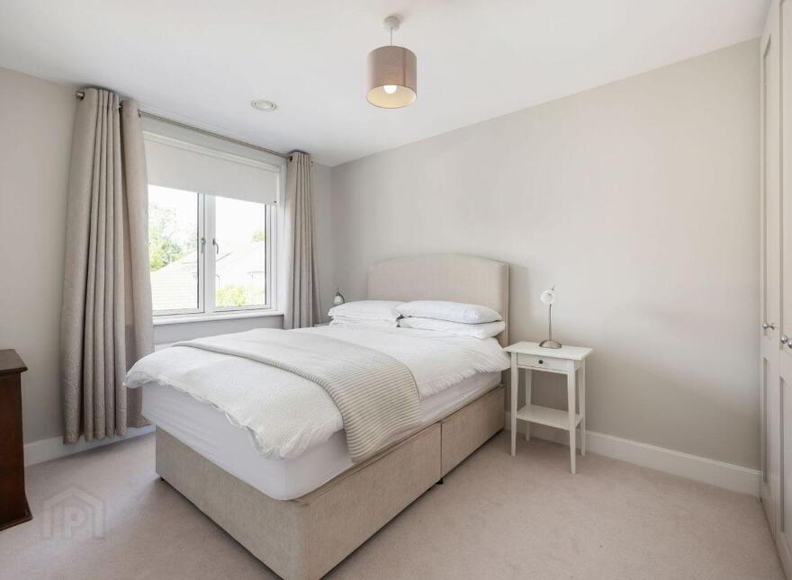 71 Brighton Wood, Foxrock, D18F64V